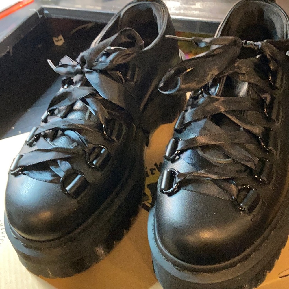 Dr martens platform shoes